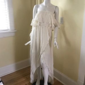 NWT Essue Cream strapless dress - Sz Medium